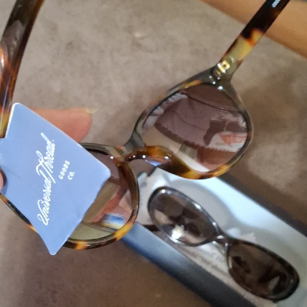 Universal Thread Brown Tortoise Sunglasses + Warb… - image 2
